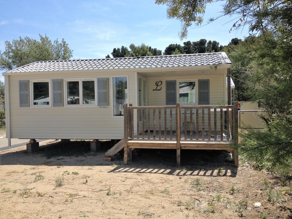 Mobil Home De Patricia Et Franck Narbonne-Plage Exterior photo